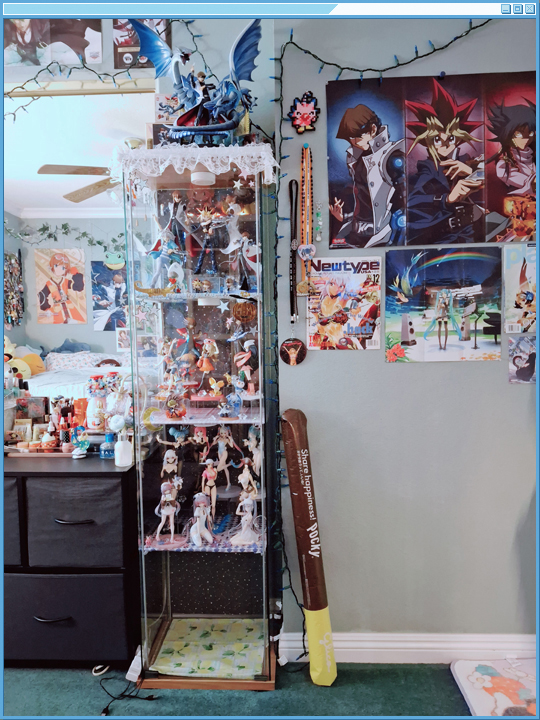 Glass cabinet