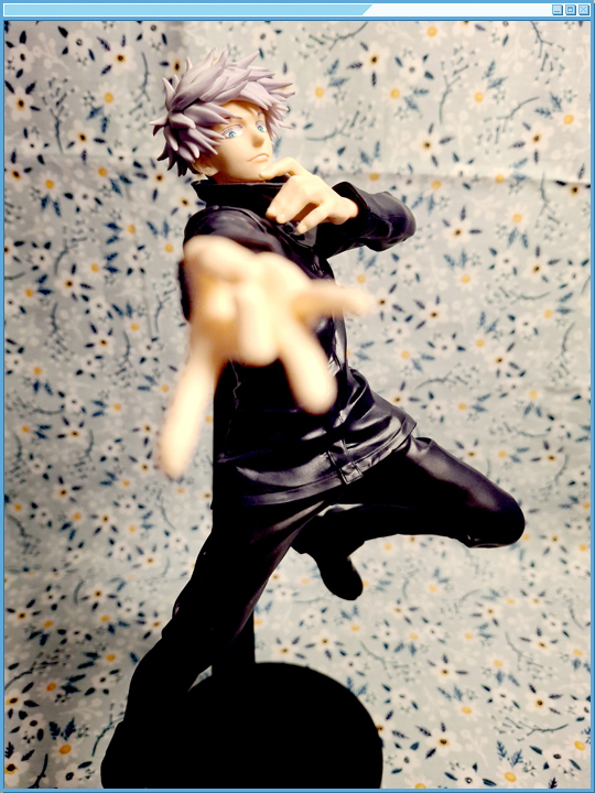 Picture of Gojo from the front