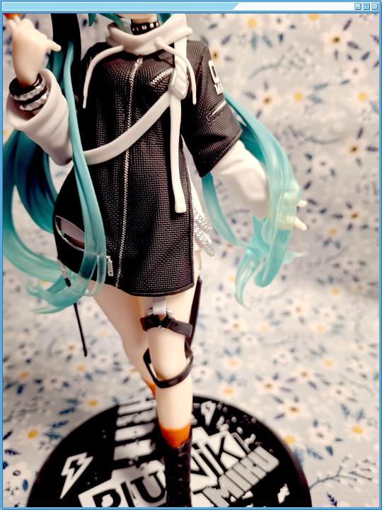 Overhead view of Kaiba, looking at the Duel Disk