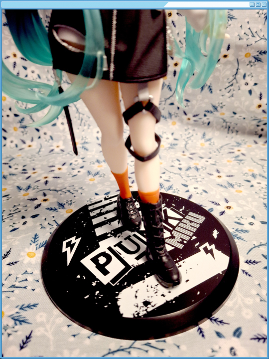 A giant black wide hexagonal base.