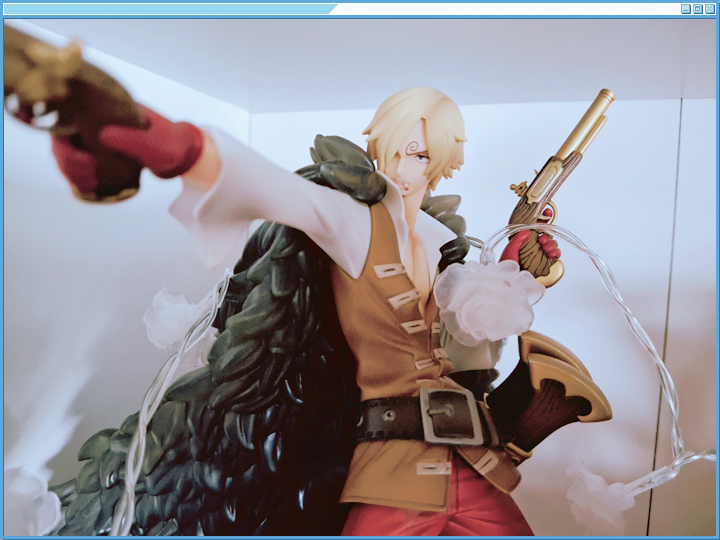 Out of all the movie figures, this one is easily the nicest. Not just because they made a scale of it, but they kinda cooked with that design. The actual pirate outfit, on a character who's a pirate. I'm smitten. The popped collar as well. Also, I love it when they give him whatever weapons, it's a really neat touch. But I especially love it when they give him guns. God.